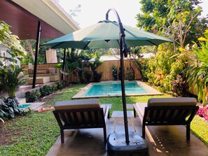 Pool - Private Tropical Family Pool Villa Near the Beach (Koh Lanta)