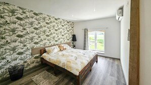 2 bedrooms, WiFi (free) - Cozy apartment in Cierzac with WiFi (Cierzac)