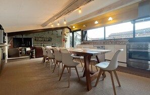 Dining - 5 bedroom awesome home in Bourdic (Bourdic)