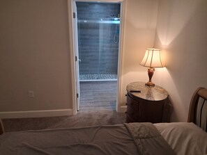 Room - Serene 3-bedroom use in vibrant Orlando Close To Airport, Universal , Disney.... (Orlando)