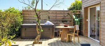 1 bedroom stunning home in Escames