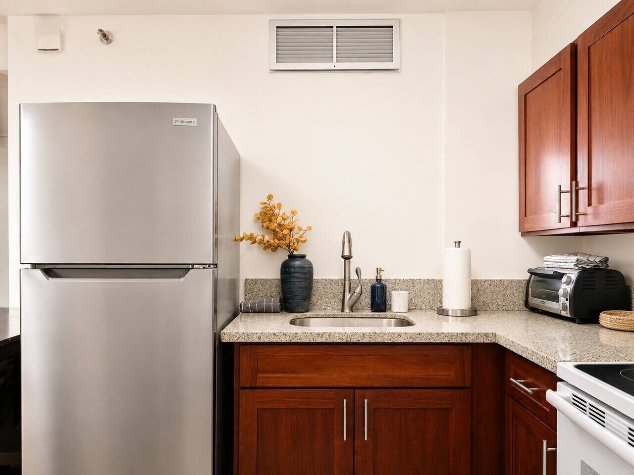 Coffee/tea maker, microwave, stovetop, toaster