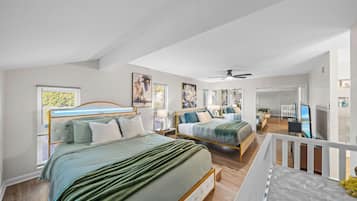 3 bedrooms, desk, iron/ironing board, free WiFi