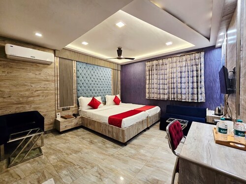 Hotel Orion Sapphire