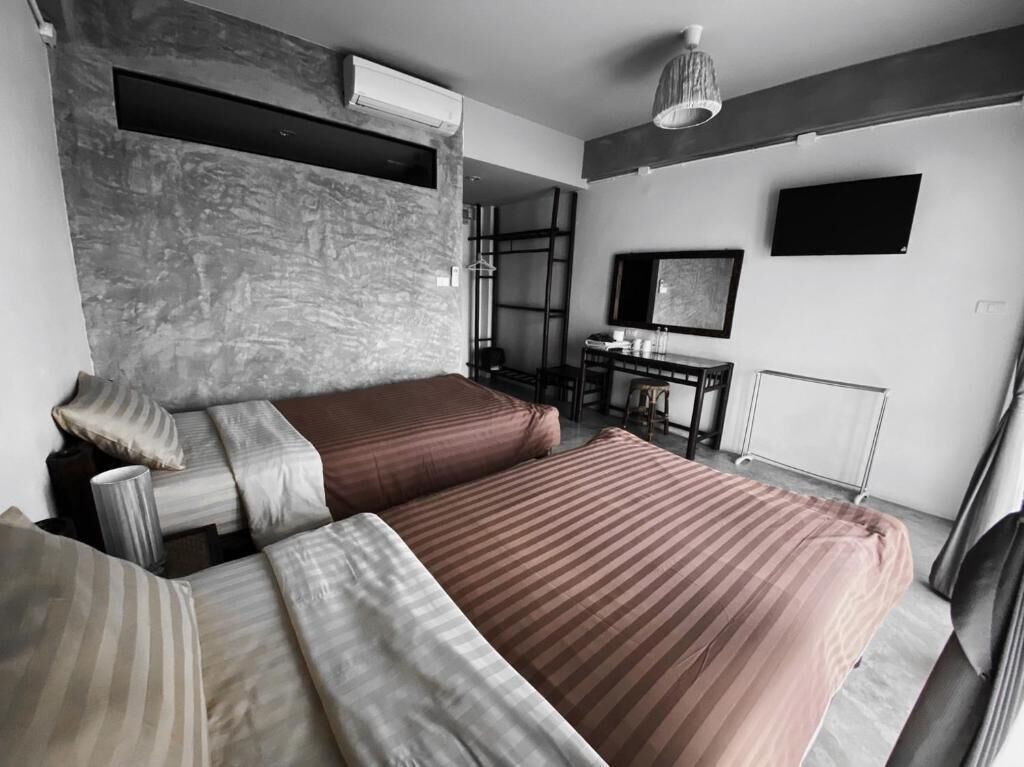 Standard Twin Room, Balcony, City View