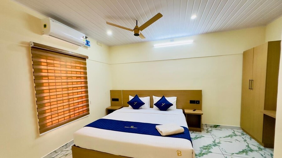 Breeza Residency