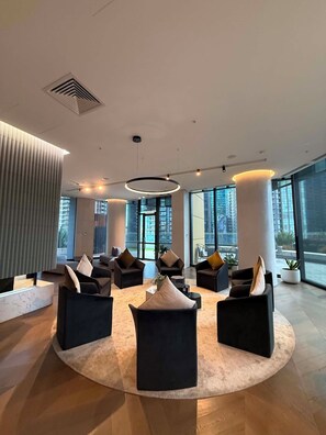 Lobby - Cozy 2-bedroom apartment with AC in amazing Southbank (Southbank)