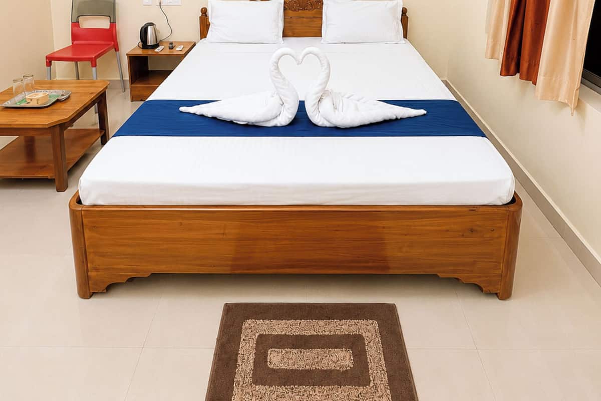 Classic Double Room, Air conditioning | View from room