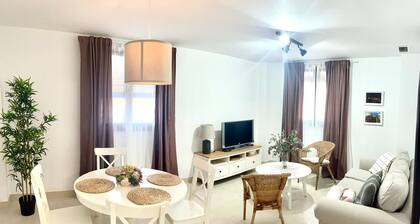 "JULIA GEMELLA ACCI" Vacation Rentals. Space and tranquility right in the heart of the city.