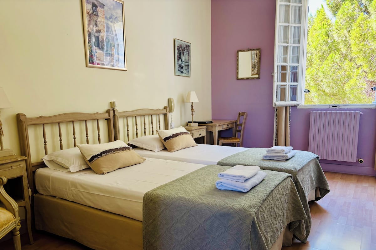 Classic Triple Room, Mountain View