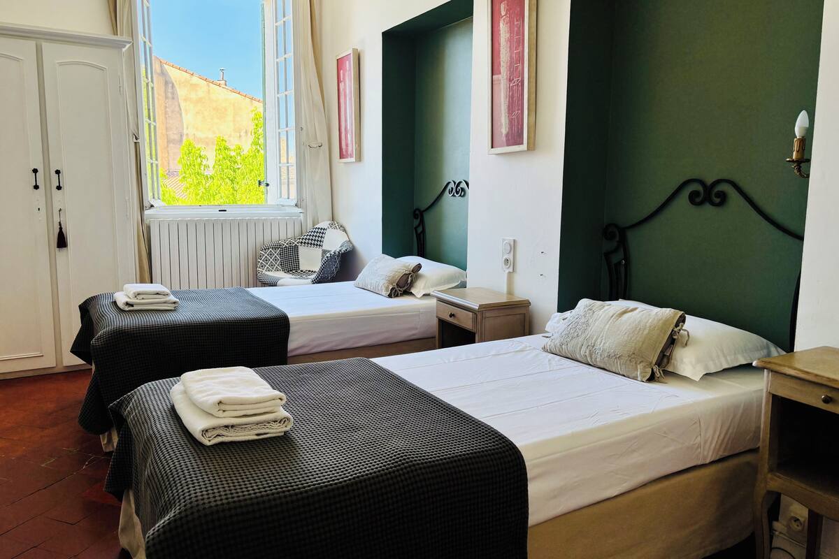 Twin Room, City View