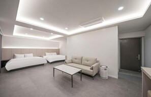 Junior Twin Room, City View | Interior - Hotel EHAN (Mokpo)