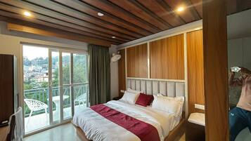 Deluxe Double Room, Hill View