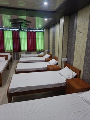 Asrama Umum | Wi-Fi gratis dan seprai linen