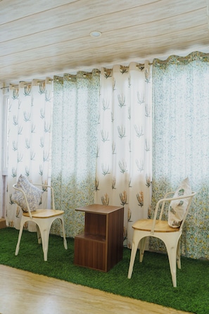 Deluxe-Zimmer, Balkon | Innenbereich