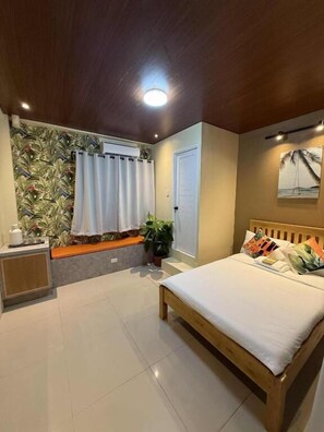 Double Room, 1 Double Bed, Private Bathroom - Casa Amihan-Urbiztondo San Juan La Union (San Juan)