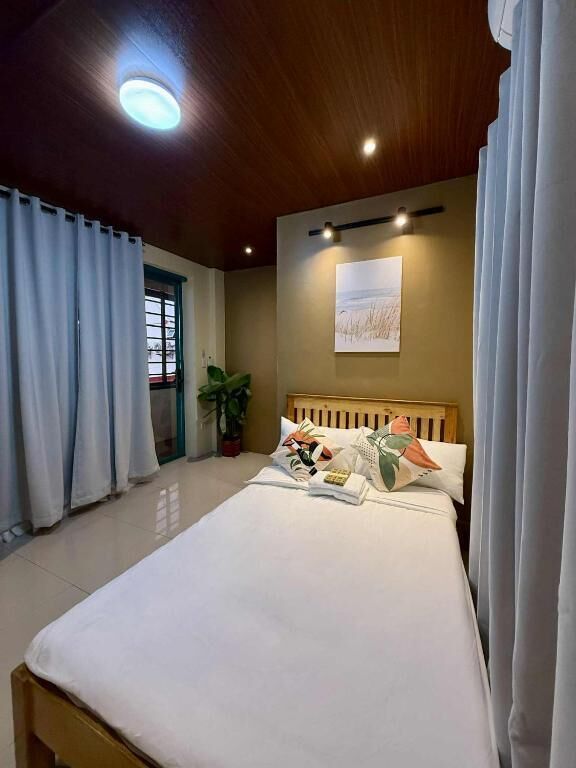 Deluxe Double Room, Private Bathroom, Partial Sea View