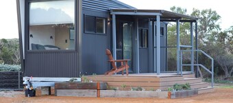Nine77 - Tiny Home Retreat