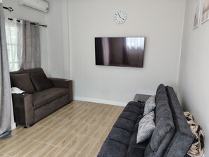 Living area - ROW HOUSE WITH PRIVATE POOL, Corner Townhouse with Private Pool (หัวหิน)