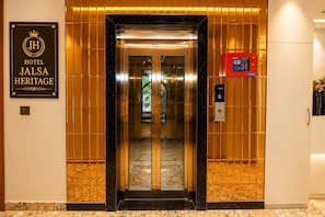Lift - Hotel Jalsa Heritage (Jaipur)