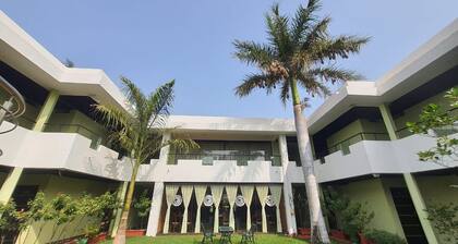 Asiatic Pride Resort