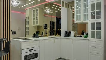 Apartamento Confort, balcón | Cocina privada