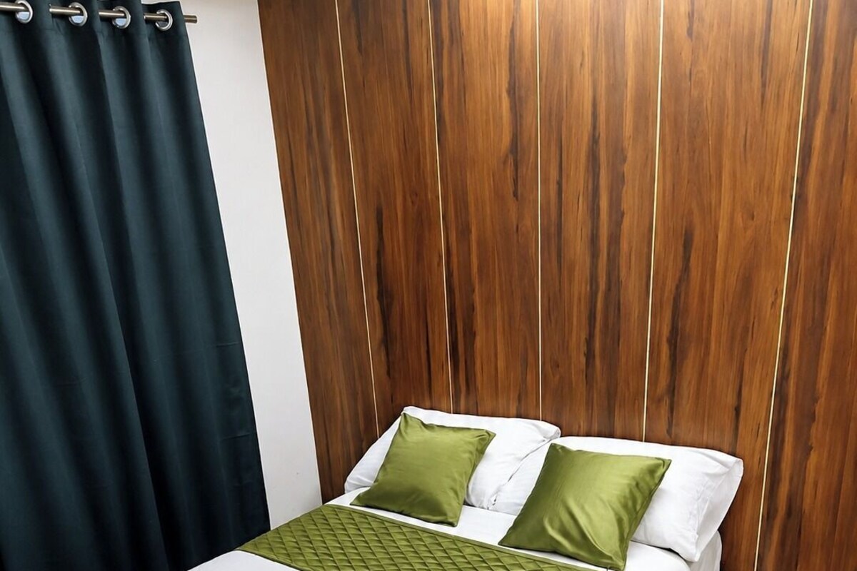 Non AC Double Room | Free WiFi