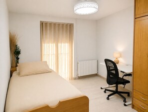 Room - Charming 3BR Family House in Caravaca Old Town near Alicante and Murcia (Caravaca de la Cruz)