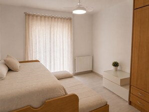 Room - Casa Chispitas - Exclusive 3 bedrooms entire house in Caravaca old town (Caravaca de la Cruz)