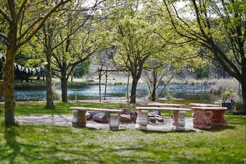 Rural Lakeside Retreat at Redbrow Garden