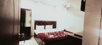 Maa Vindhyavasini Guest House