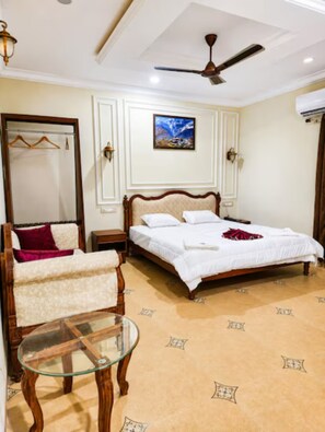 Free WiFi - Vaanam One (Ujjain)