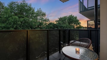 Studio Confort, balcon | Terrain de l’hébergement
