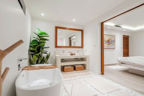 Bathroom - Villa Thalias - An Exclusive Adults - Only Pools, Spa, Cinema : Pure Relaxation (Hin Lek Fai)