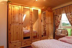Room - "House Am Weiherholz" (Stockach)
