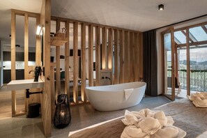 Room - - FORSTGUT Premium Lodge Suites (Regem)