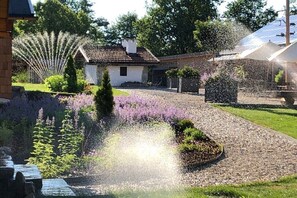 Property grounds - - FORSTGUT Premium Lodge Suites (Regem)