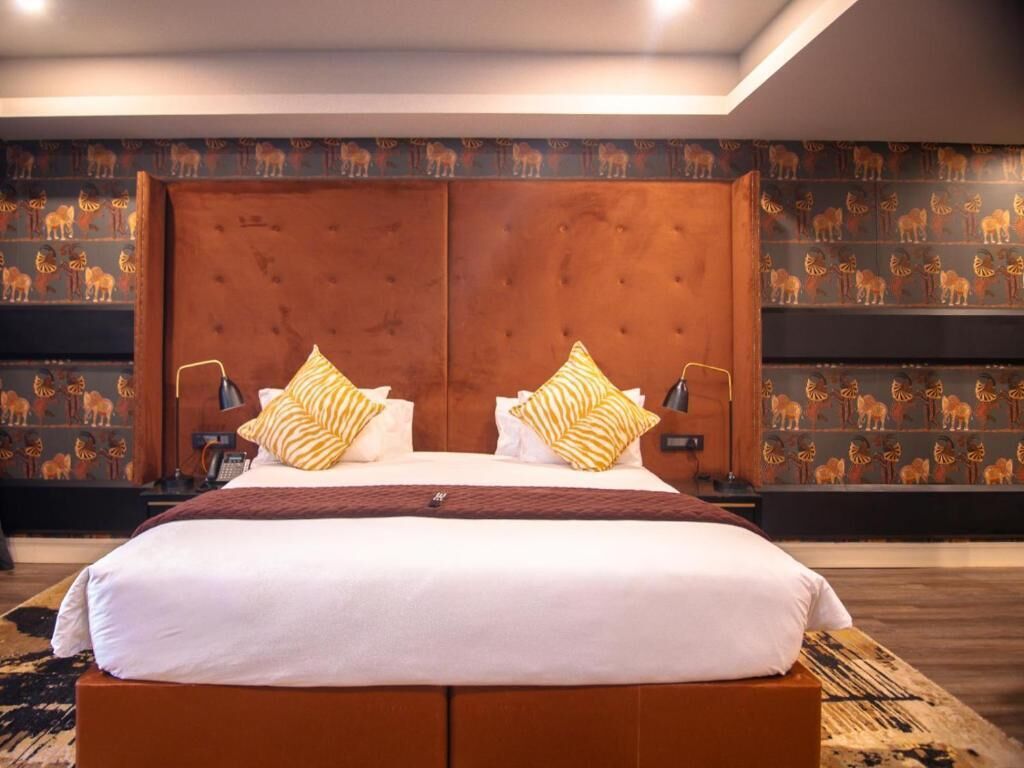 Presidential Suite, Pool View | In-room safe, iron/ironing board, wheelchair access