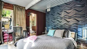 1 bedroom, WiFi, bed sheets