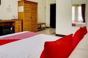 1 bedroom - Nascar Family Deluxe Double (Palangkaraya)