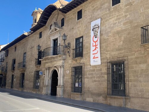 Apartment 'Alcalá Zona Centro' with Balcony, Wi-Fi and Air Conditioning