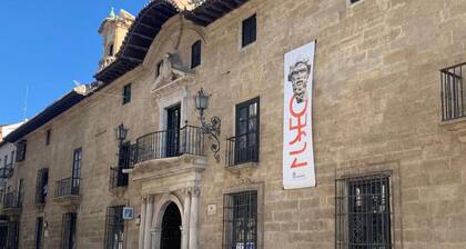 Apartment 'Alcalá Zona Centro' with Balcony, Wi-Fi and Air Conditioning