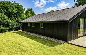 Exterior - Cozy home in Hadsund with sauna (Hadsund)