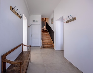 Interior - Renovated Charentaise with a heated pool (Villedoux)