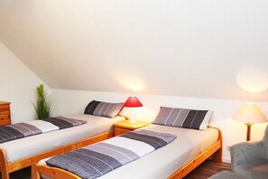 Room - Holiday apartment with 2 bedrooms (Bohlsen)