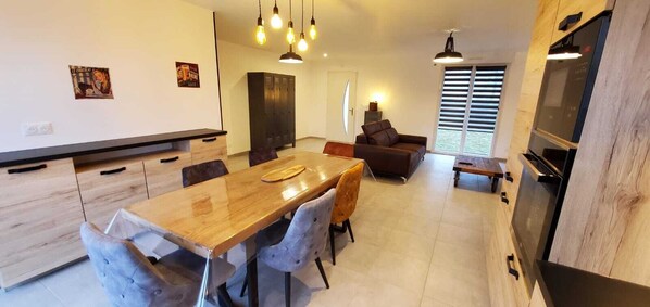 Interior - 3-bedroom house (Les Pieux)