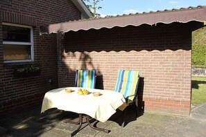 Outdoor dining - Holiday apartment with 3 bedrooms (Bargfeld)