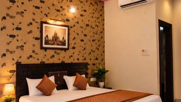 Deluxe Room, City View | Free WiFi