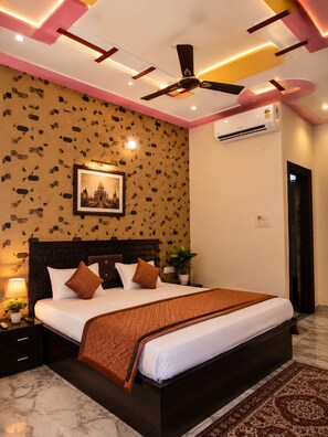 Deluxe Room, City View | Free WiFi - Haven Guest House (Aligarh)