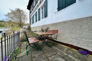 Outdoor dining - Goldbachmühle Apartment "Waterwheel" (Überlingen)